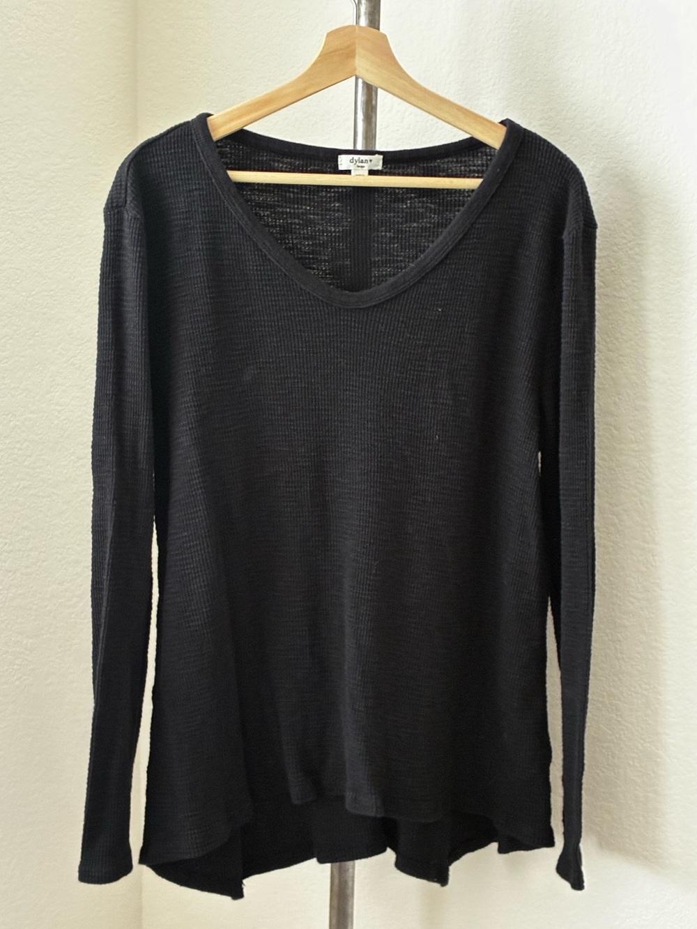 Dylan Womens sz L Black Long Sleeve Waffle Uneven Hemline 100% Cotton